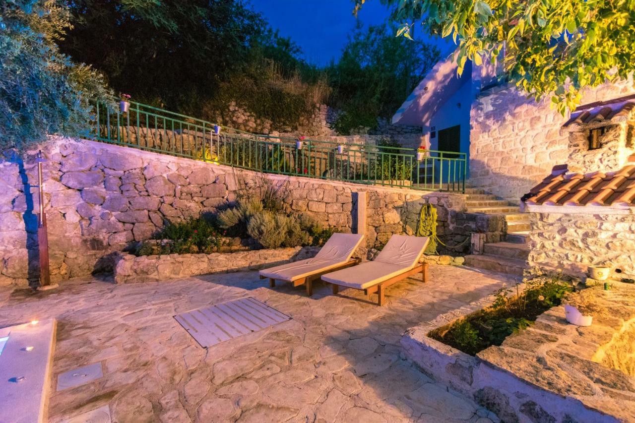 Villa O'Zrna Klis エクステリア 写真