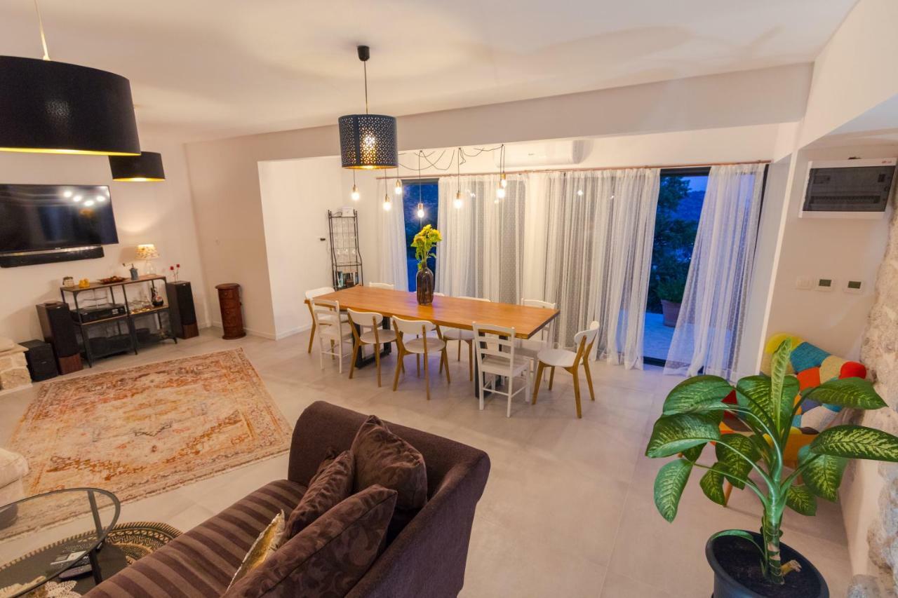 Villa O'Zrna Klis エクステリア 写真