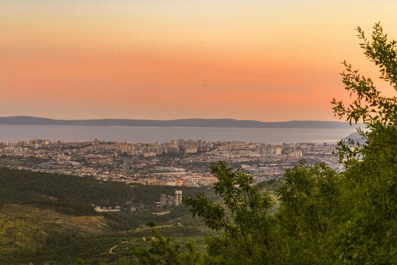 Villa O'Zrna Klis エクステリア 写真