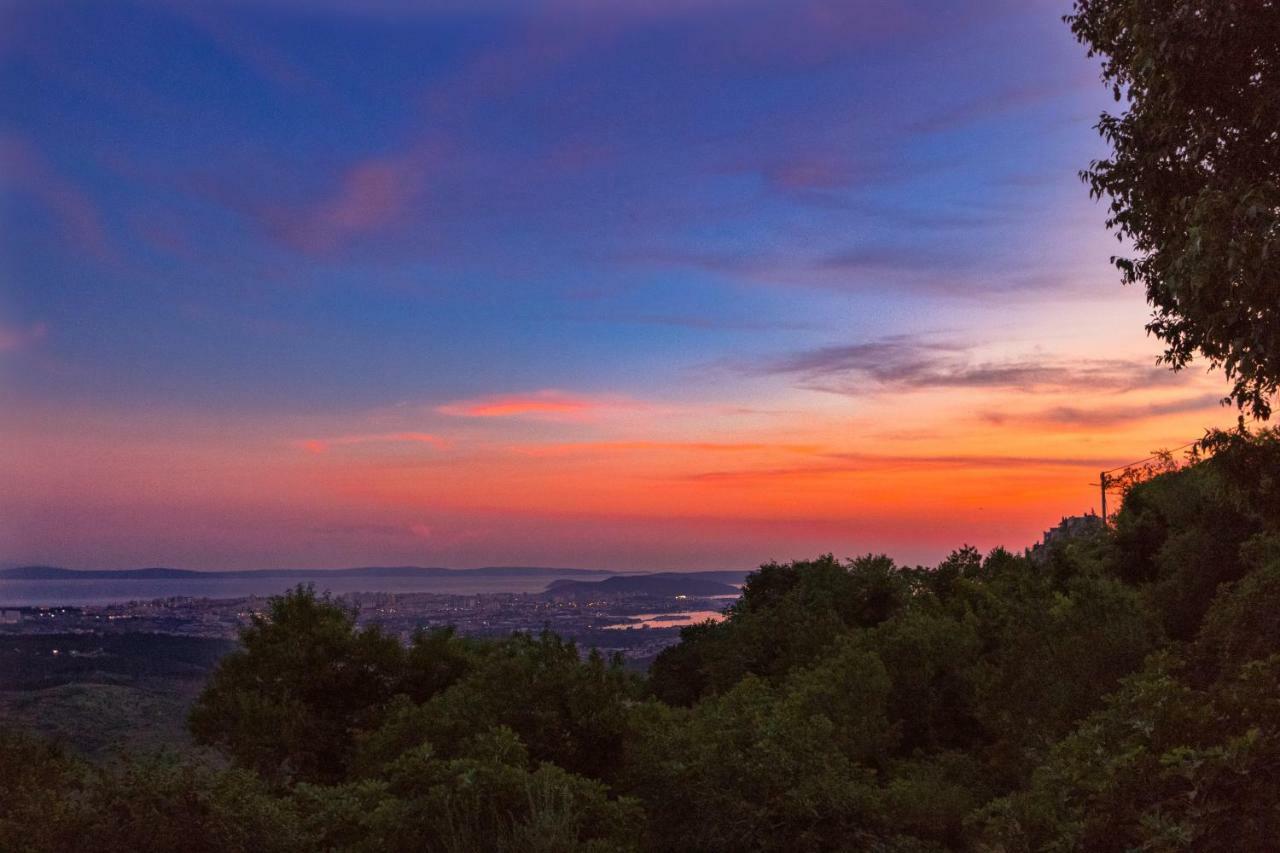 Villa O'Zrna Klis エクステリア 写真