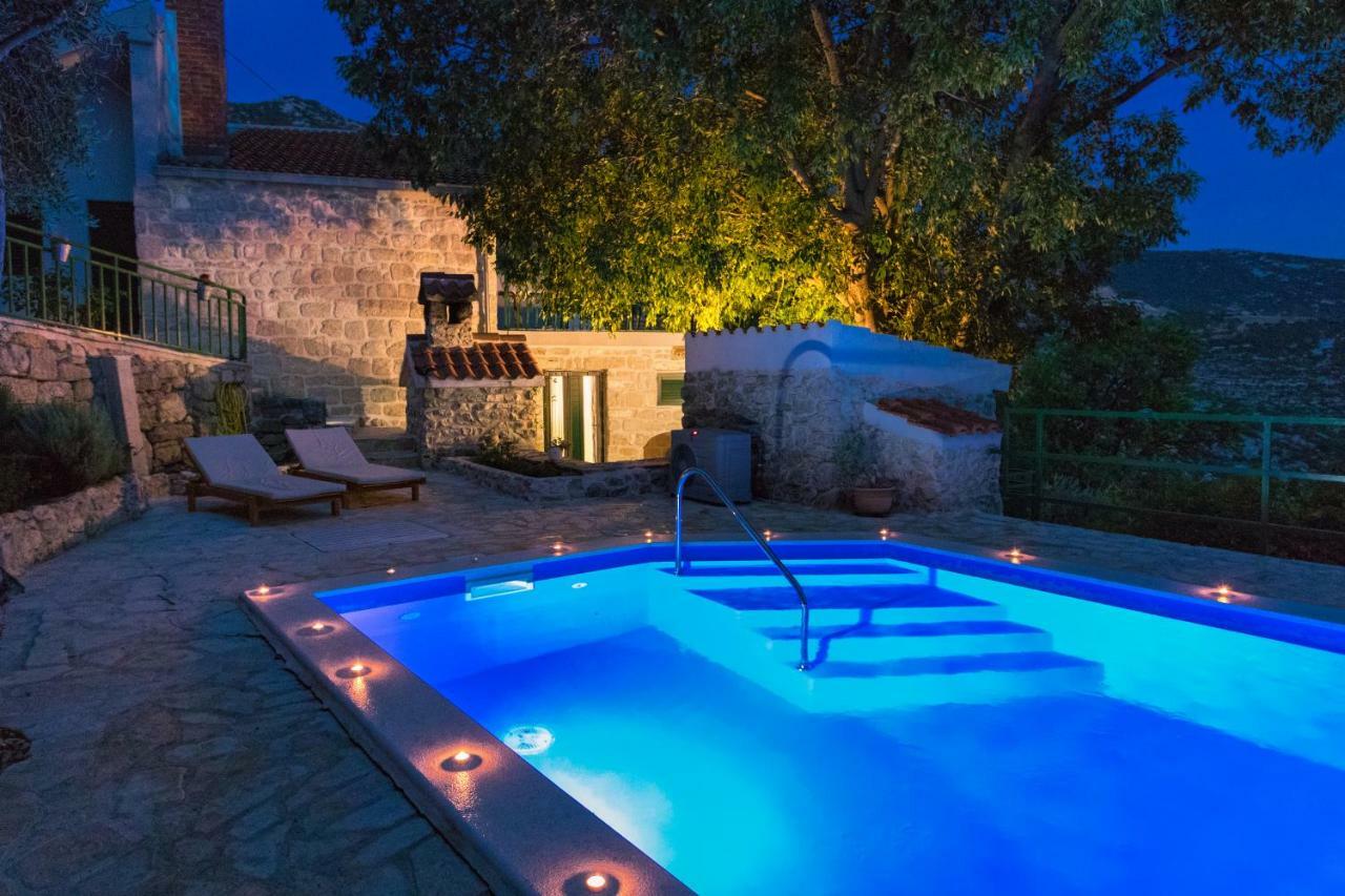 Villa O'Zrna Klis エクステリア 写真