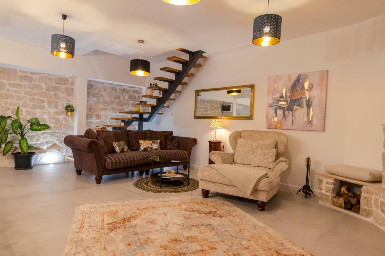 Villa O'Zrna Klis エクステリア 写真