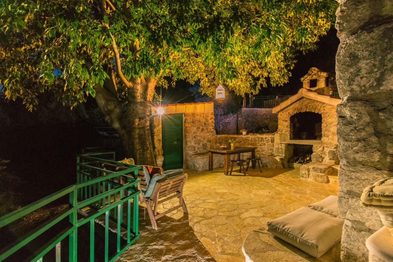 Villa O'Zrna Klis エクステリア 写真